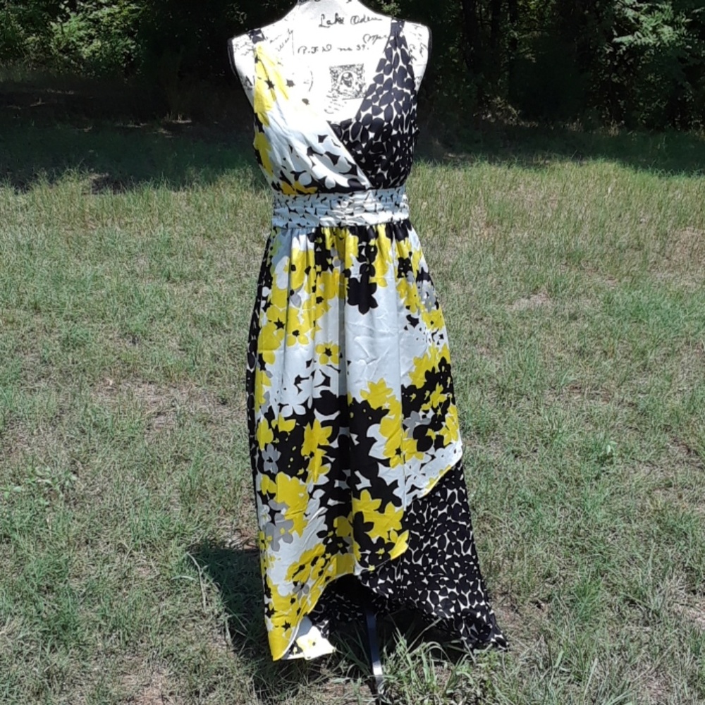 New York &Company Lightweight Poly Hi-Lo Sundress